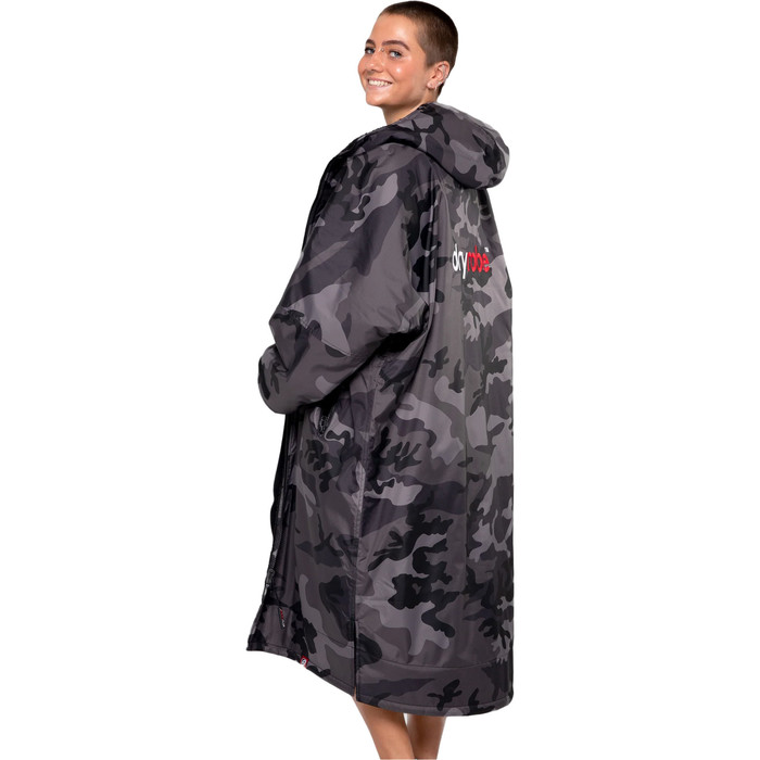 2024 Dryrobe Advance Long Sleeve Change Robe V3 DR104 - Black Camo / Black